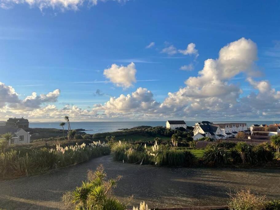 Lagoon View - Sea View- Pet Friendly - 2 Bed Apt - En-Suite Trearddur Kültér fotó