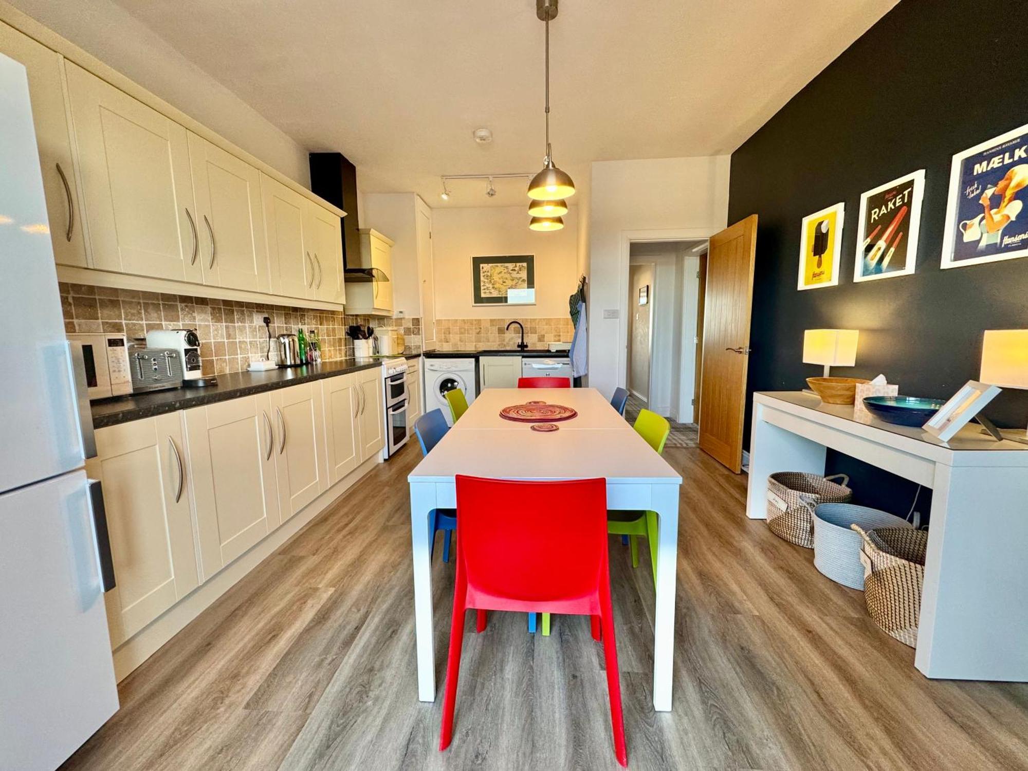 Lagoon View - Sea View- Pet Friendly - 2 Bed Apt - En-Suite Trearddur Kültér fotó