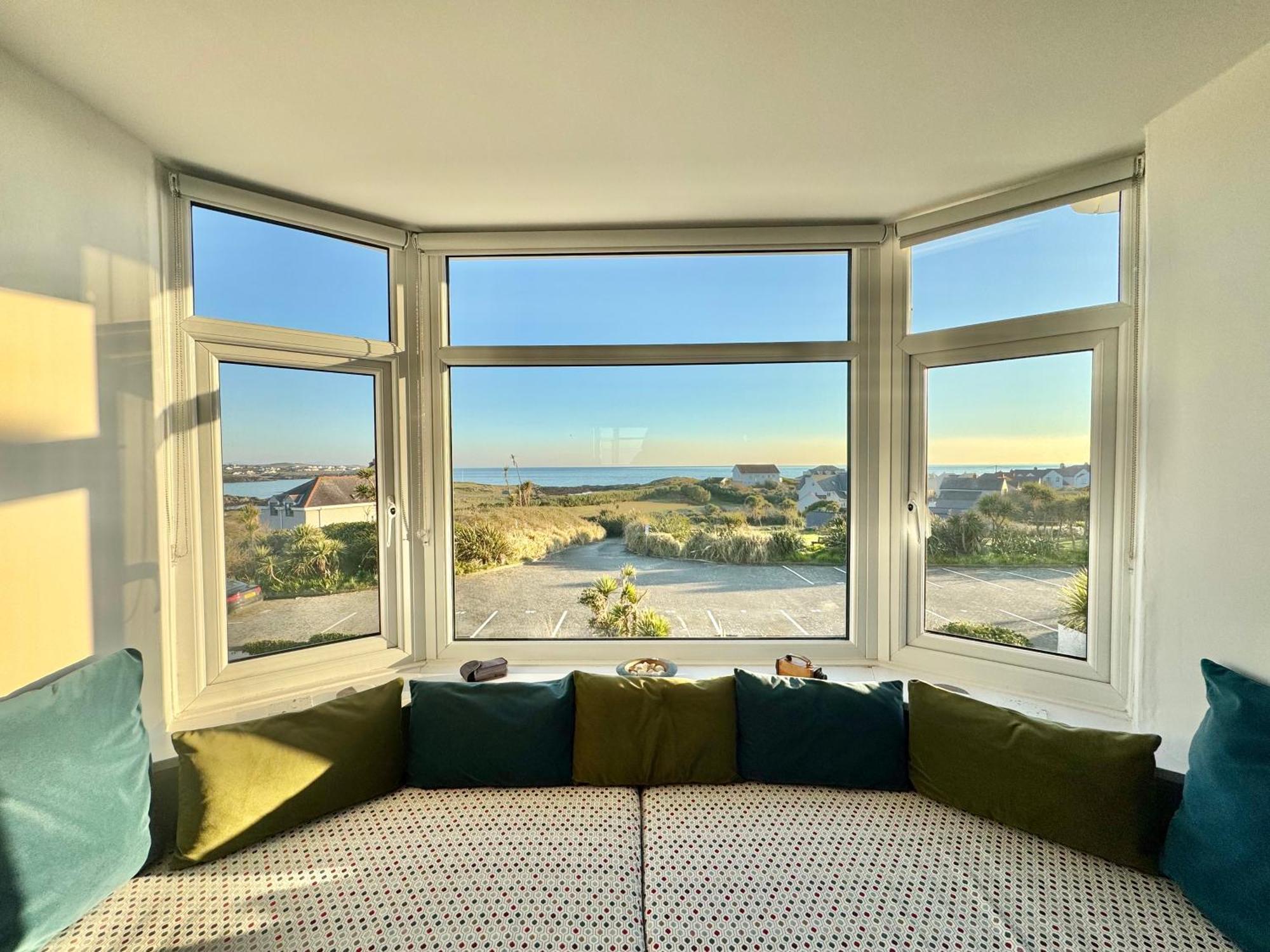 Lagoon View - Sea View- Pet Friendly - 2 Bed Apt - En-Suite Trearddur Kültér fotó